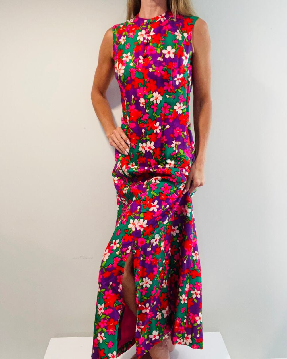1970 Vintage Sleeveless Maxi Dress Groovy Psychedelic Floral Pink Purple S JL